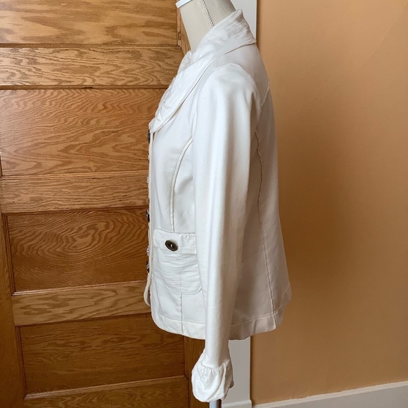 NEON BUDDHA Cream Ruffle Cardigan Ornamental Buttons Size S - Picture 3 of 15